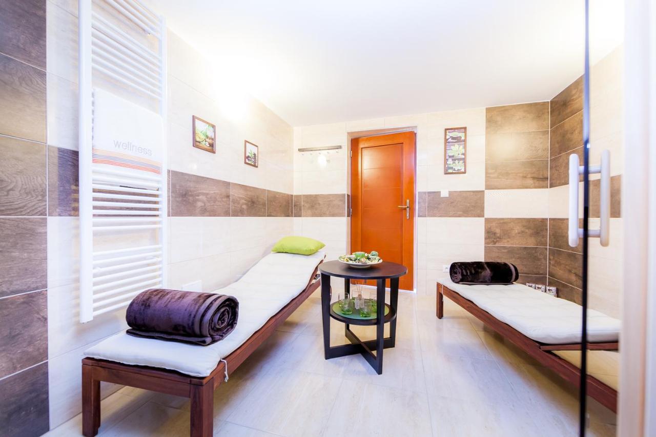 Relax Apartmany Oscadnica Buitenkant foto